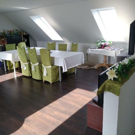 Apartman Gabika Na Zahori Apartment Malacky Ngoại thất bức ảnh