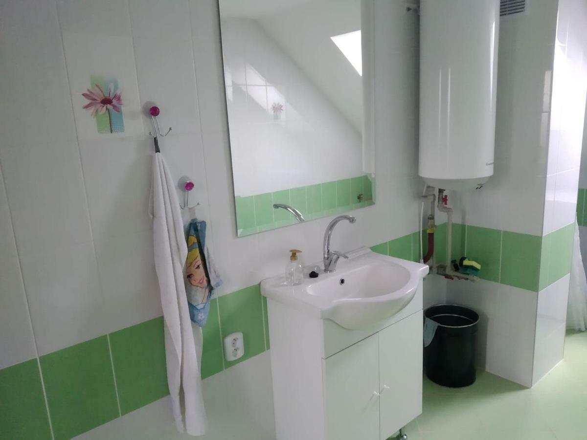 Apartman Gabika Na Zahori Apartment Malacky Ngoại thất bức ảnh
